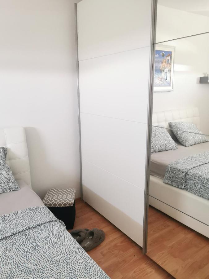Kenzo Apartment セニ エクステリア 写真